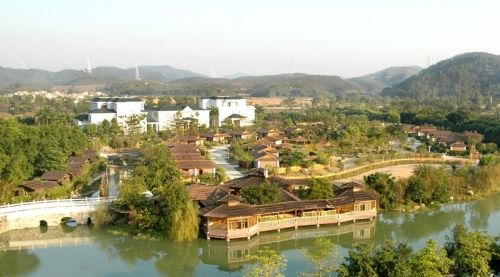 恩平市位于广东省西南部,属珠江三角洲区域,是粤中粤西交汇地.